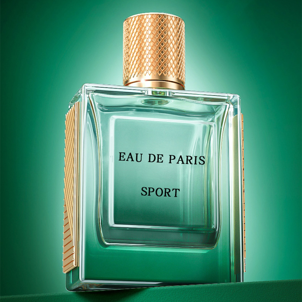Evocative Aqua de Paris for Men with a fresh and long-lasting wood sea scent
